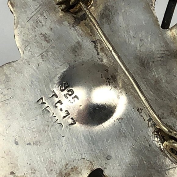 Taxco Mexican Sterling Silver 925 Grape Bundle Pin Pendant Vintage Pre-O… - Picture 3 of 4